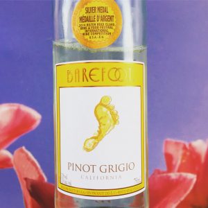 Lees meer over het artikel Barefoot, Pinot Grigio Review