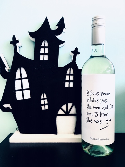 Hocus Pocus wijnetiket, plak humor op je fles wijn