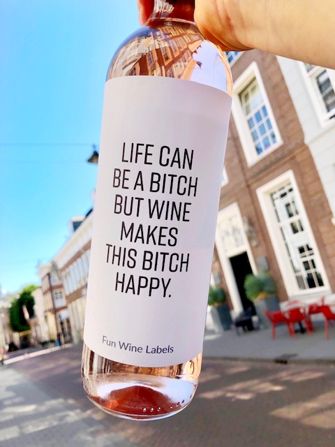 Wijnetiket Be A Bitch