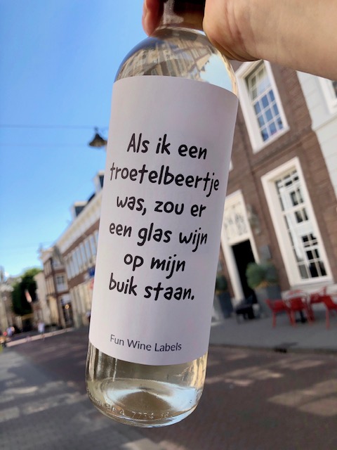 Wijnetiket Troetelbeertje