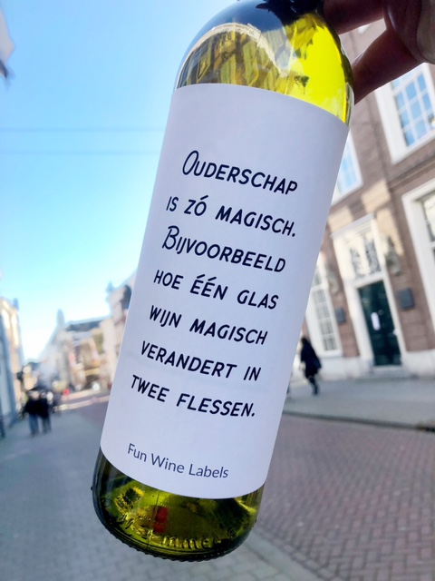 Wijnetiket Magische Wijn