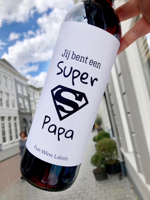 Wijnetiket Super Papa