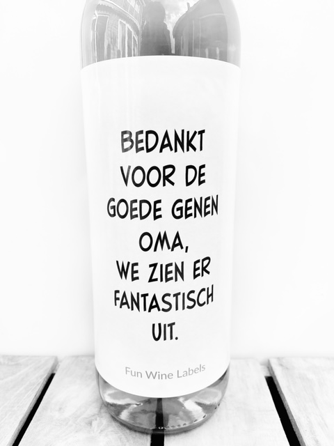Wijnetiket Oma Genen