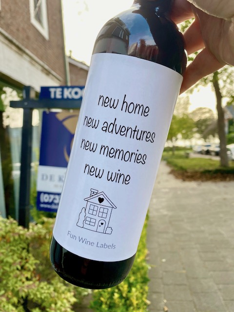 Wijnetiket New Home