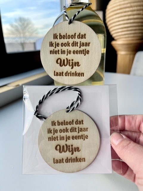 Wijnlabel Hout – Wijn Vrienden