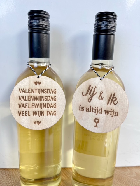 Wijnlabel Hout het leukste cadeautje voor je wijn bestie